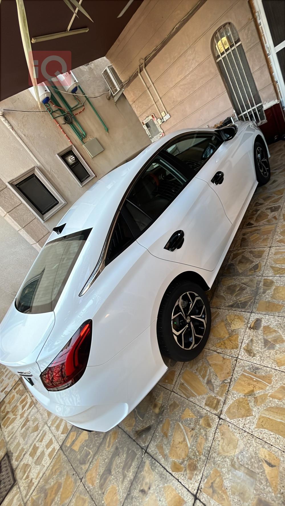 MG GT